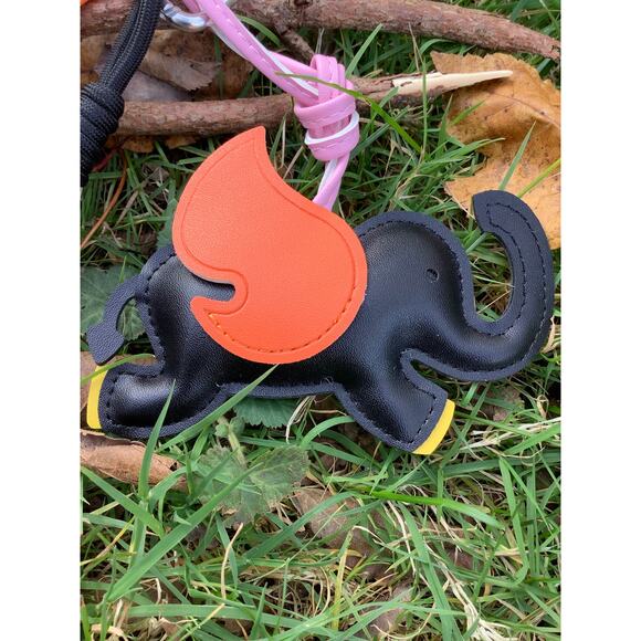 New fashion keychain charm lucky elephant - Picture 2 of 5